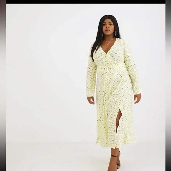 ASOS pale yellow polka dot dress size 2 runs big - Picture 14 of 17